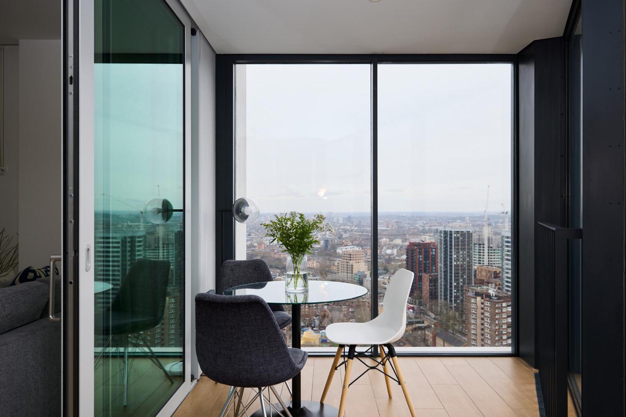 The Southwark Heights -modern 3-bedroom Flat With Views * Londra